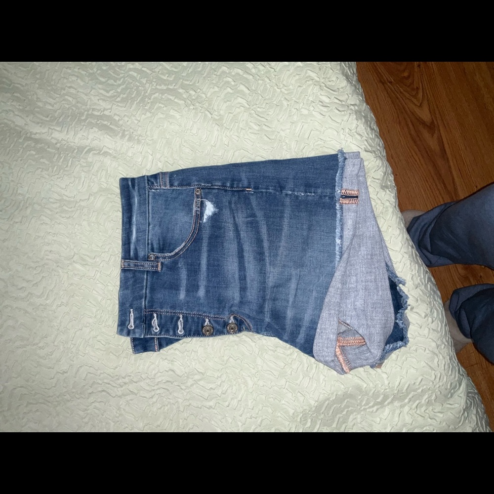 A&E size 14 Jean short
